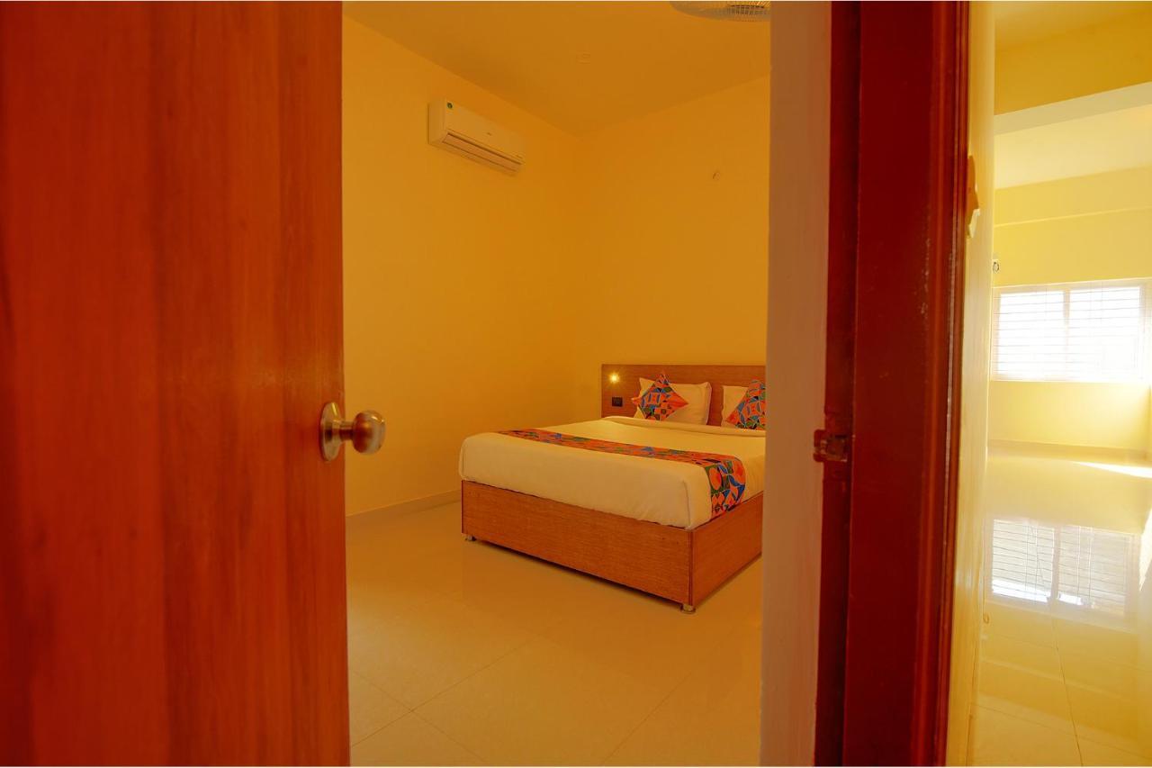 Fabhotel Gr Lake View - Btm Layout Bangalore Exteriör bild